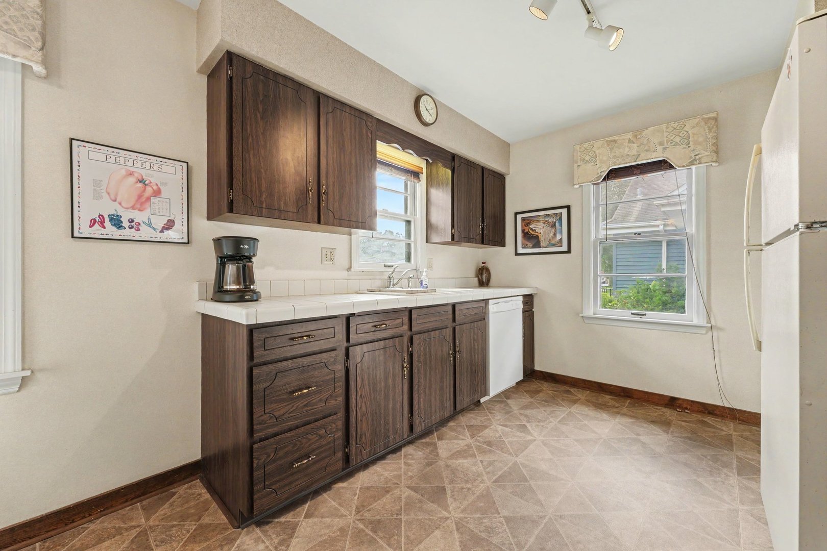 18338 Ridgewood Avenue Lansing, IL 60438 - Photo 8 of 28