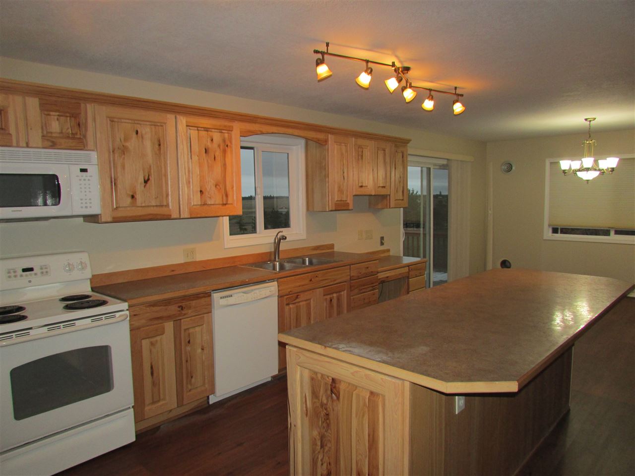 16109 South Keeney Road Spokane, WA 99224 - Photo 8 of 19 Gallery Image 8