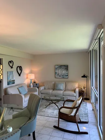 $2,500 | 1221 Hillsboro Mile Hillsboro Mile Hillsboro Beach, Unit 19B, Pompano Beach, FL 33064