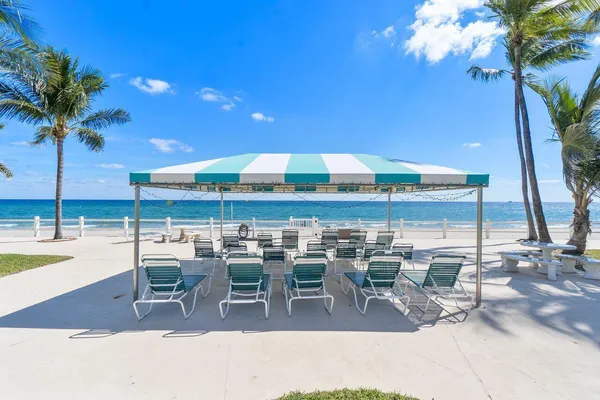 $2,500 | 1221 Hillsboro Mile Hillsboro Mile Hillsboro Beach, Unit 19B, Pompano Beach, FL 33064