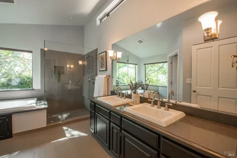 $1,695,000 | 26828 River Road, Cloverdale, CA 95425