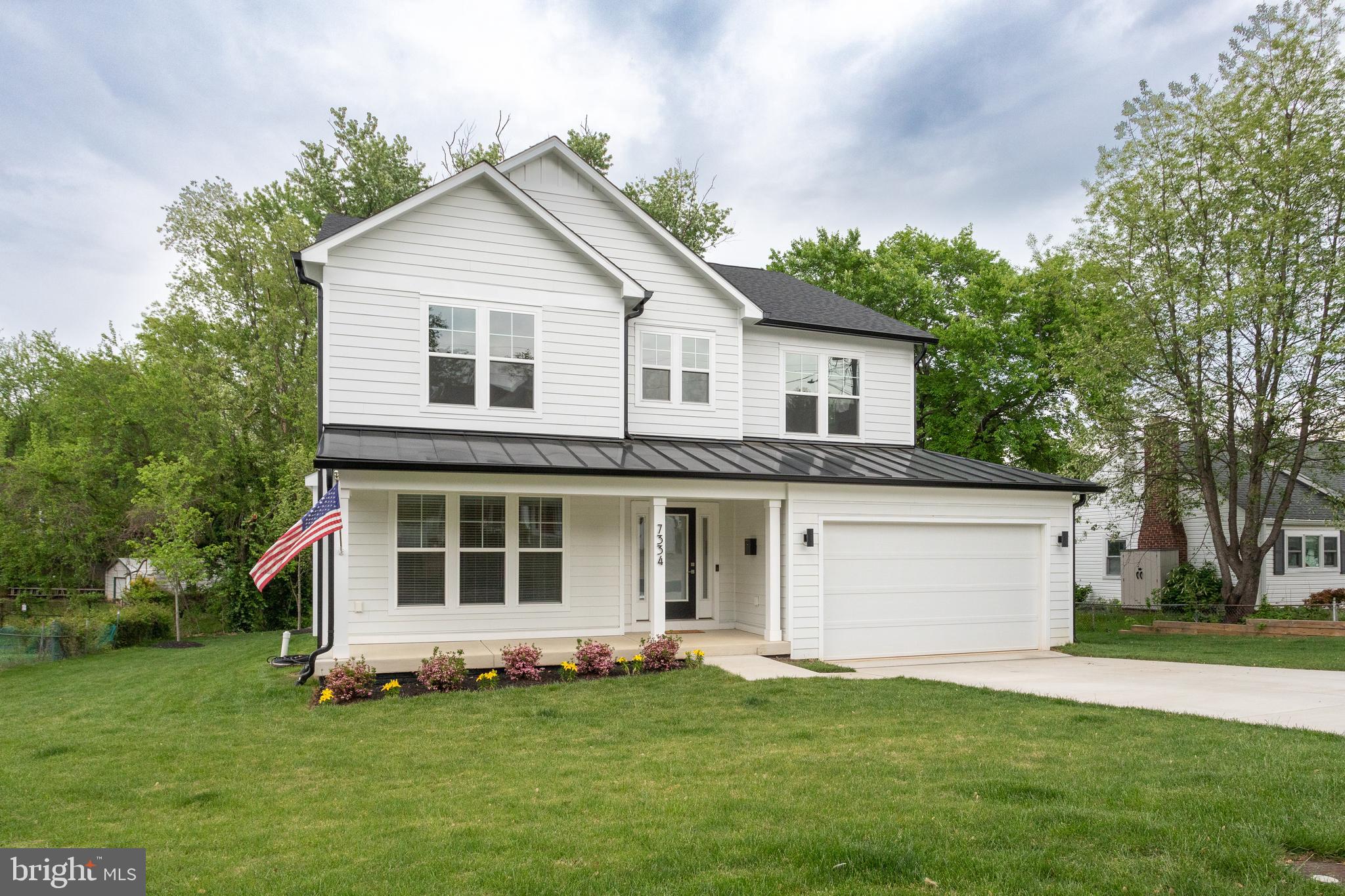 7334 Paxton Road Falls Church, VA 22043 - Photo 4 of 89 Gallery Image 4