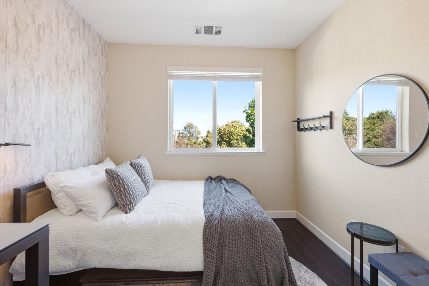 3044 Mawing Road San Mateo, CA 94403 - Photo 20 of 49