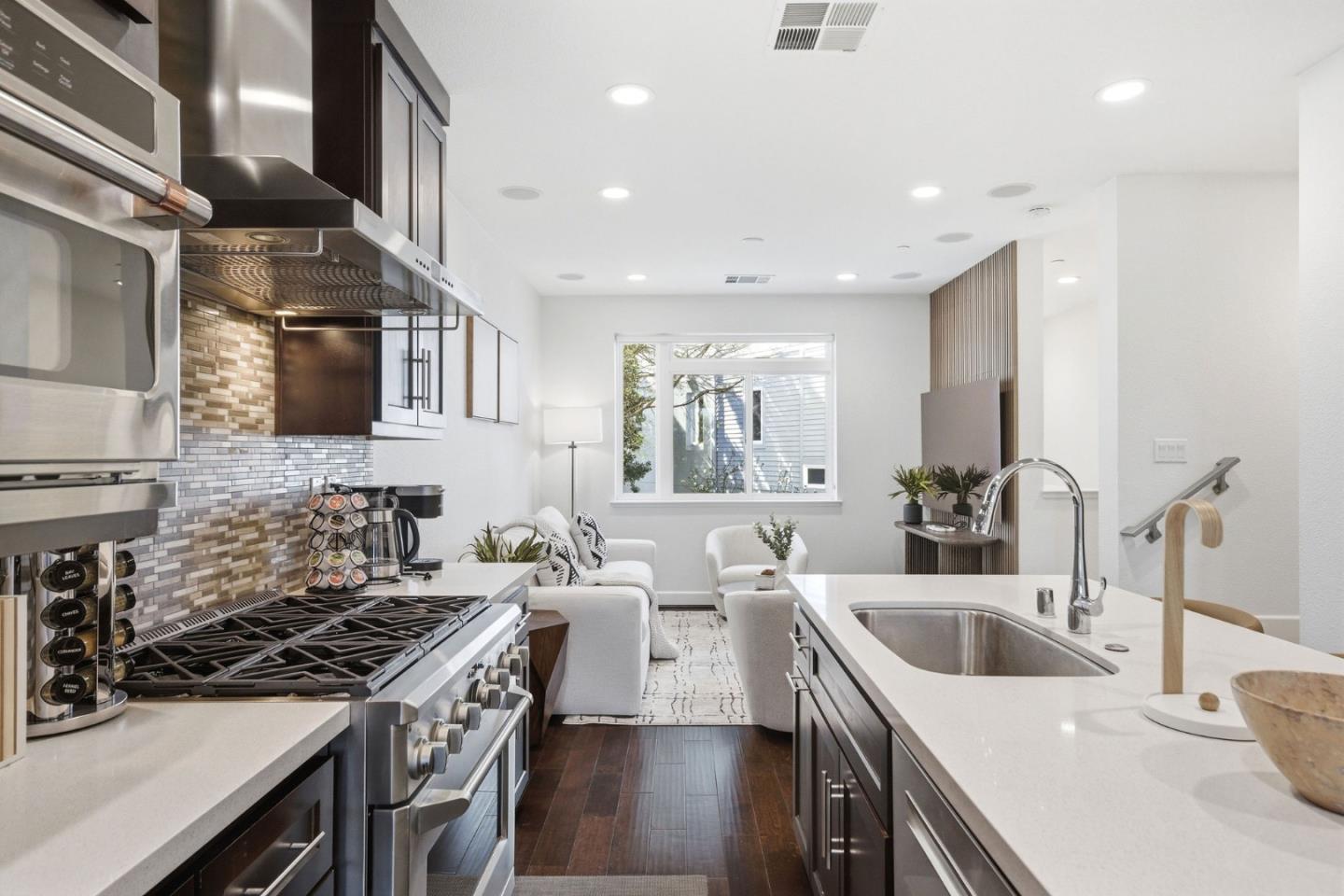 3044 Mawing Road San Mateo, CA 94403 - Photo 10 of 49