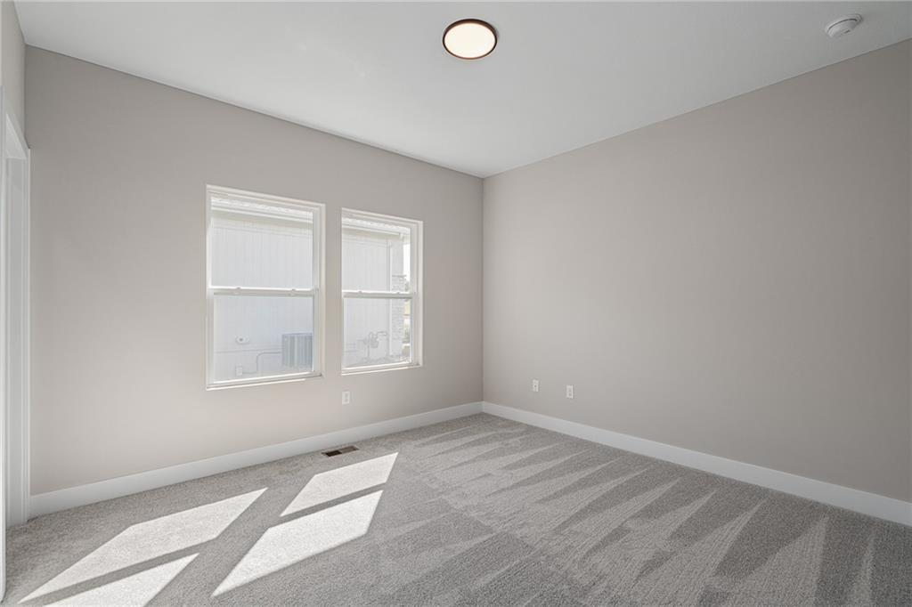8973 Shady Bend Road Lenexa, KS 66227 - Photo 30 of 45