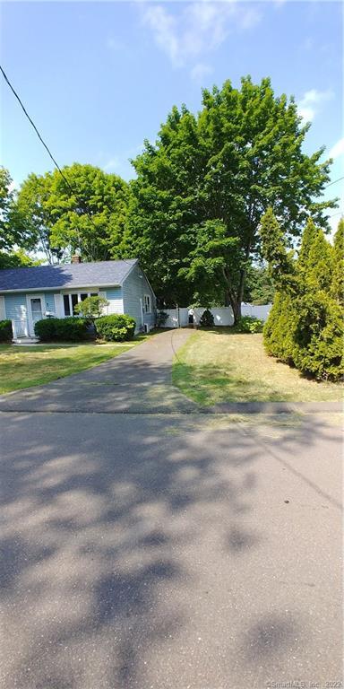 91 Hellstrom Road East Haven, CT 06512 - Photo 1 of 1 Gallery Image 1