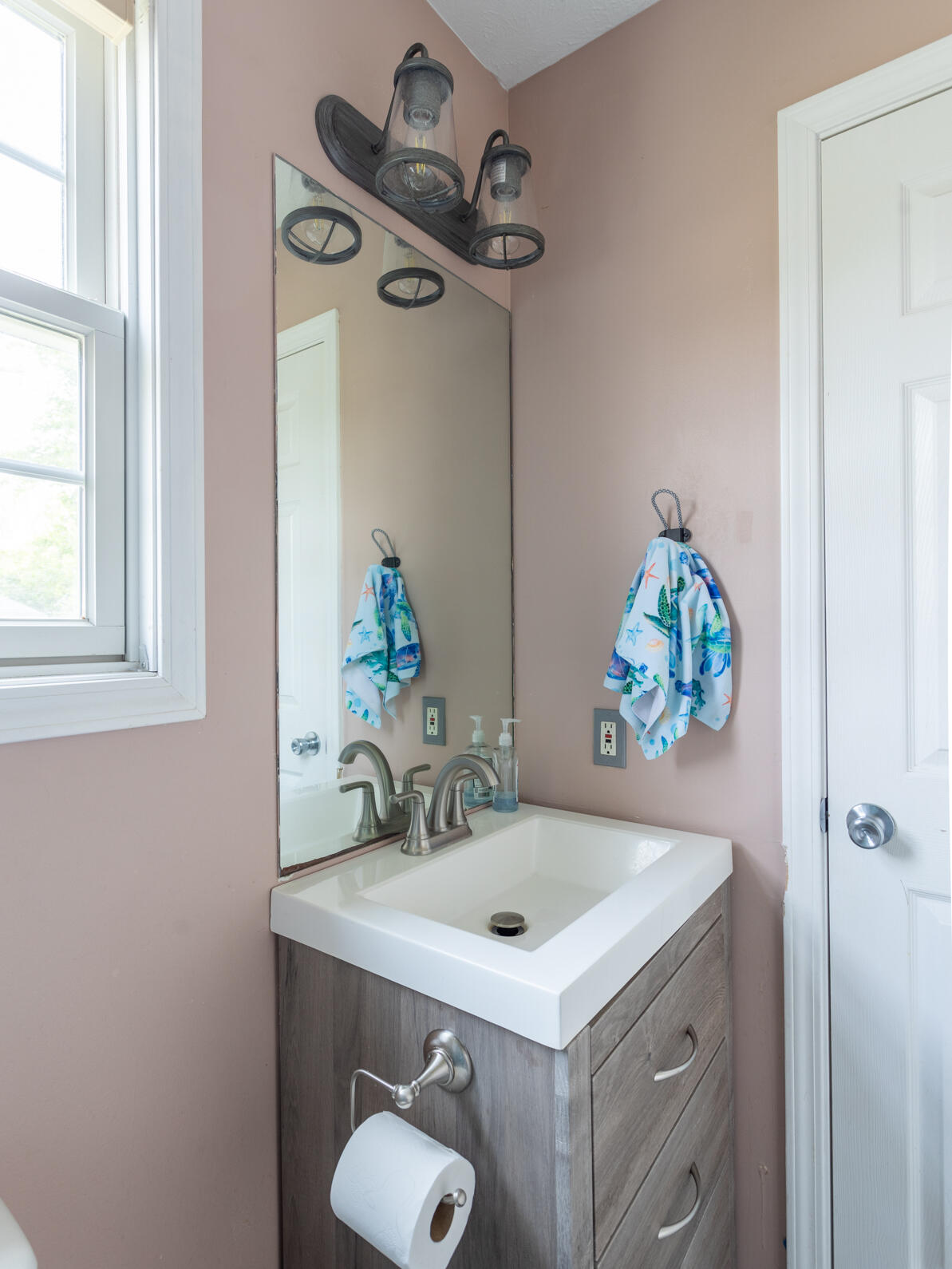 3523 Wakefield Court Spring Arbor, MI 49283 - Photo 17 of 23 0N0A8996-HDR
