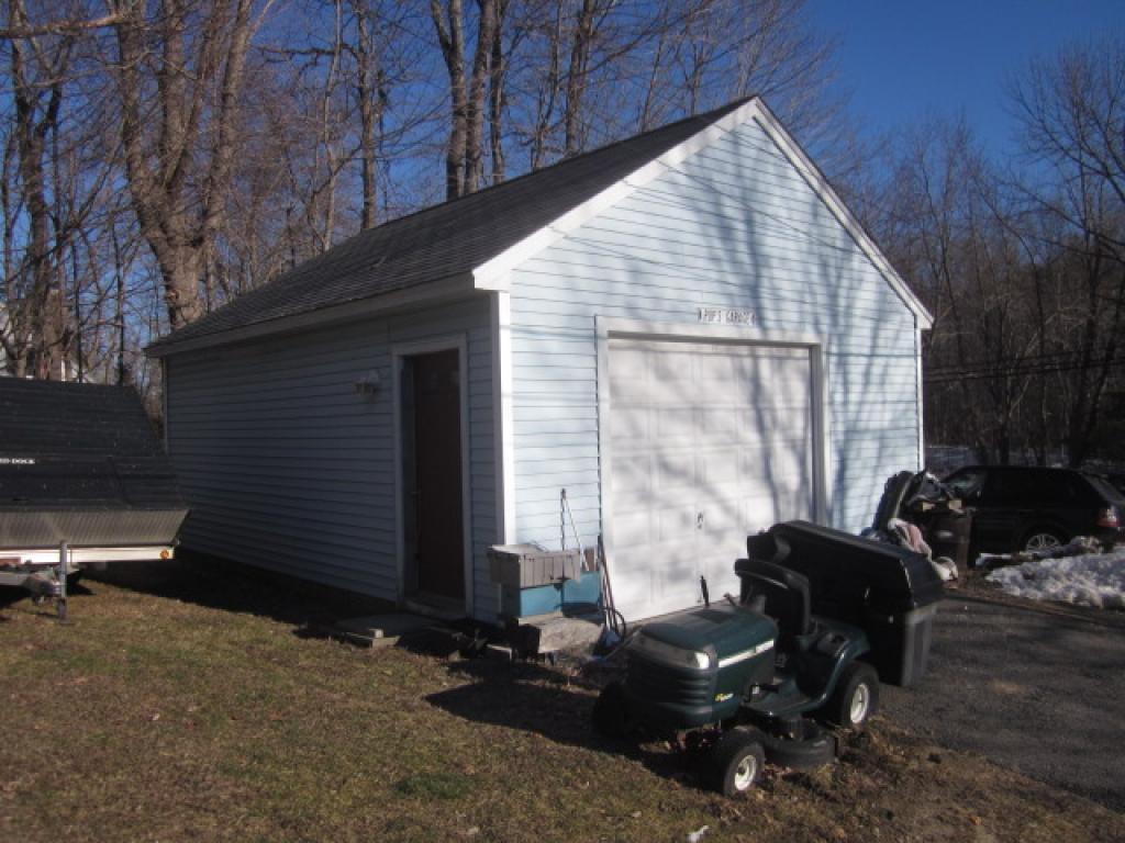 112 Exeter Road Newmarket, NH 03857 - Photo 16 of 18 Gallery Image 16