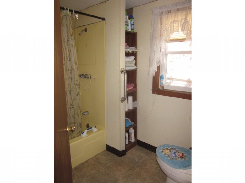 112 Exeter Road Newmarket, NH 03857 - Photo 10 of 18 Gallery Image 10
