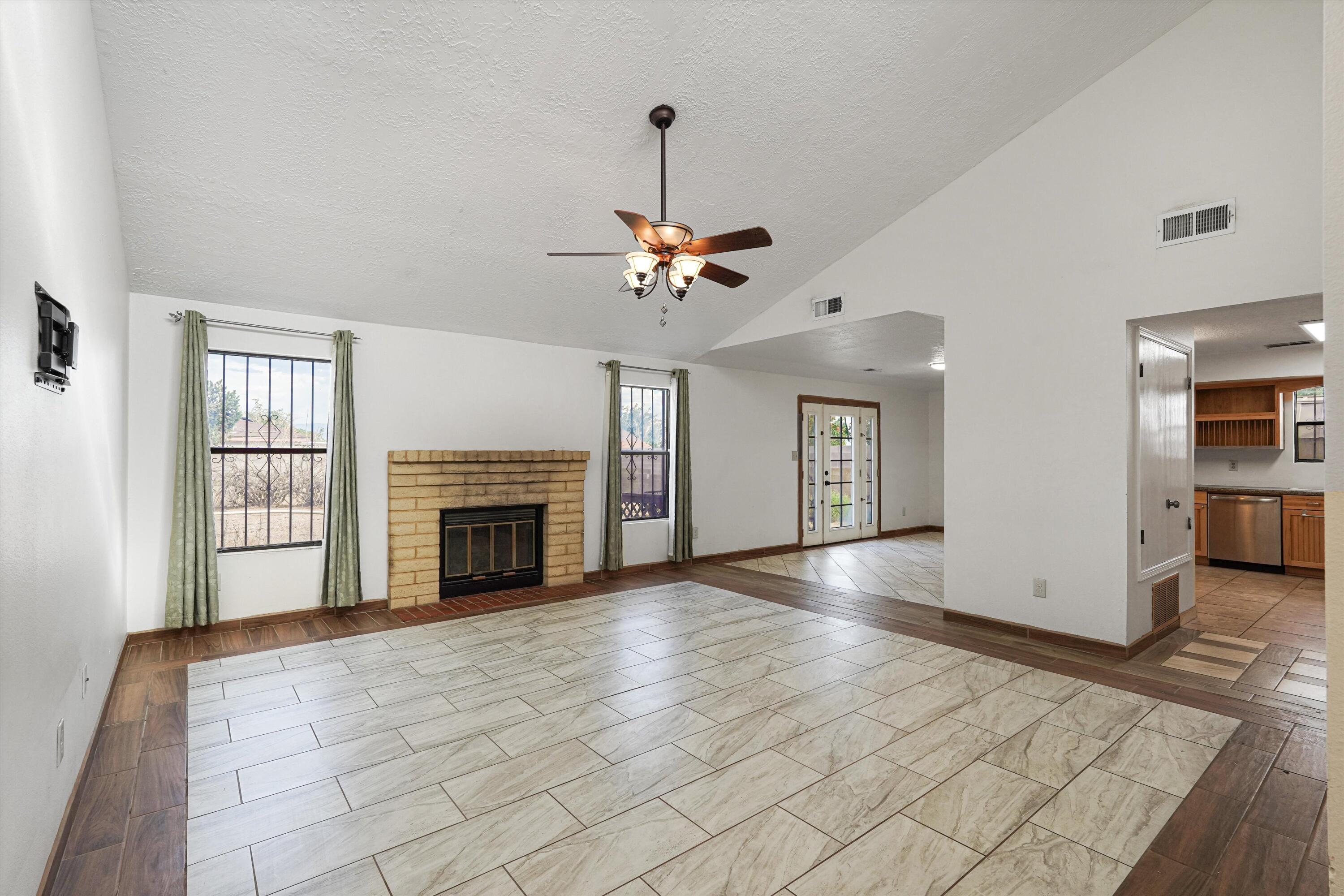 868 Campfire Road Southeast Rio Rancho, NM 87124 - Photo 2 of 36 Gallery Image 2