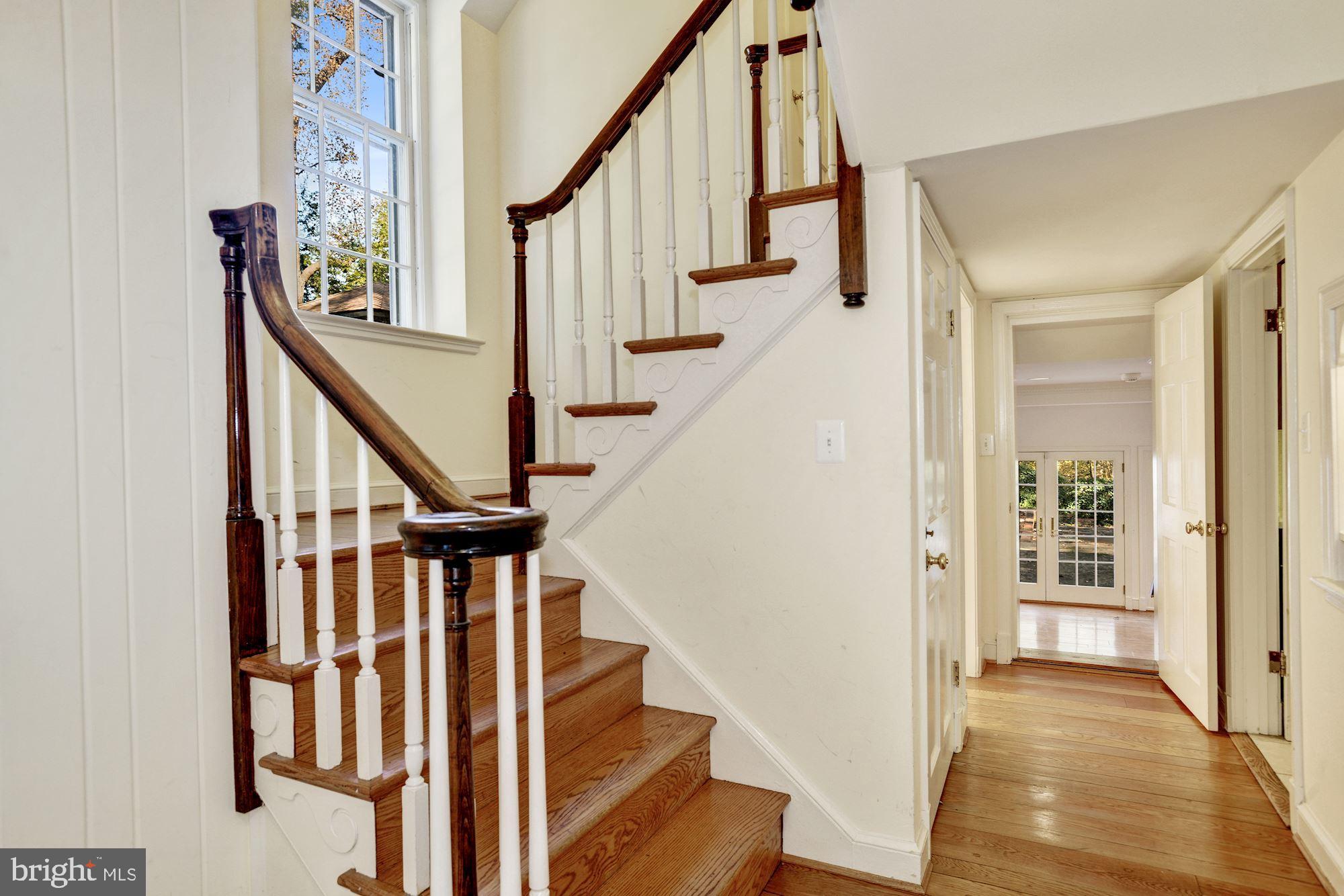 2811 Foxhall Road Northwest Washington, DC 20007 - Photo 5 of 20 Main Level Foyer Stairs