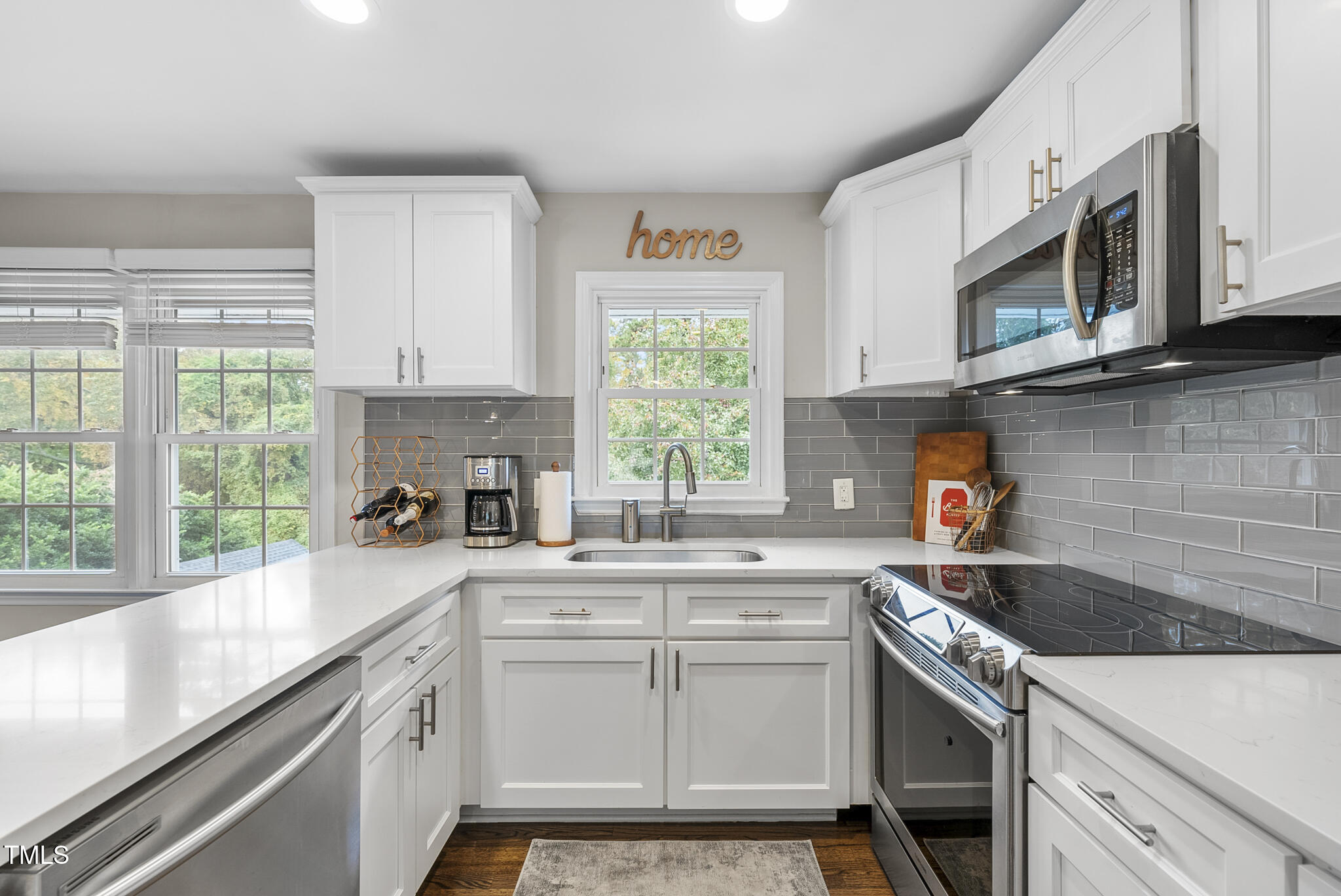 1533 North King Charles Road Raleigh, NC 27610 - Photo 9 of 41 DSC05796