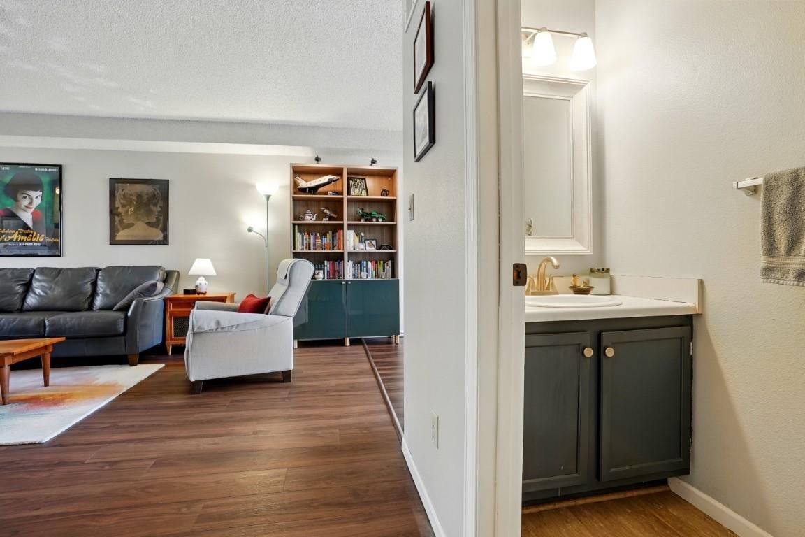 1909 Earl Road Iowa City, IA 52246 - Photo 5 of 11 Gallery Image 5