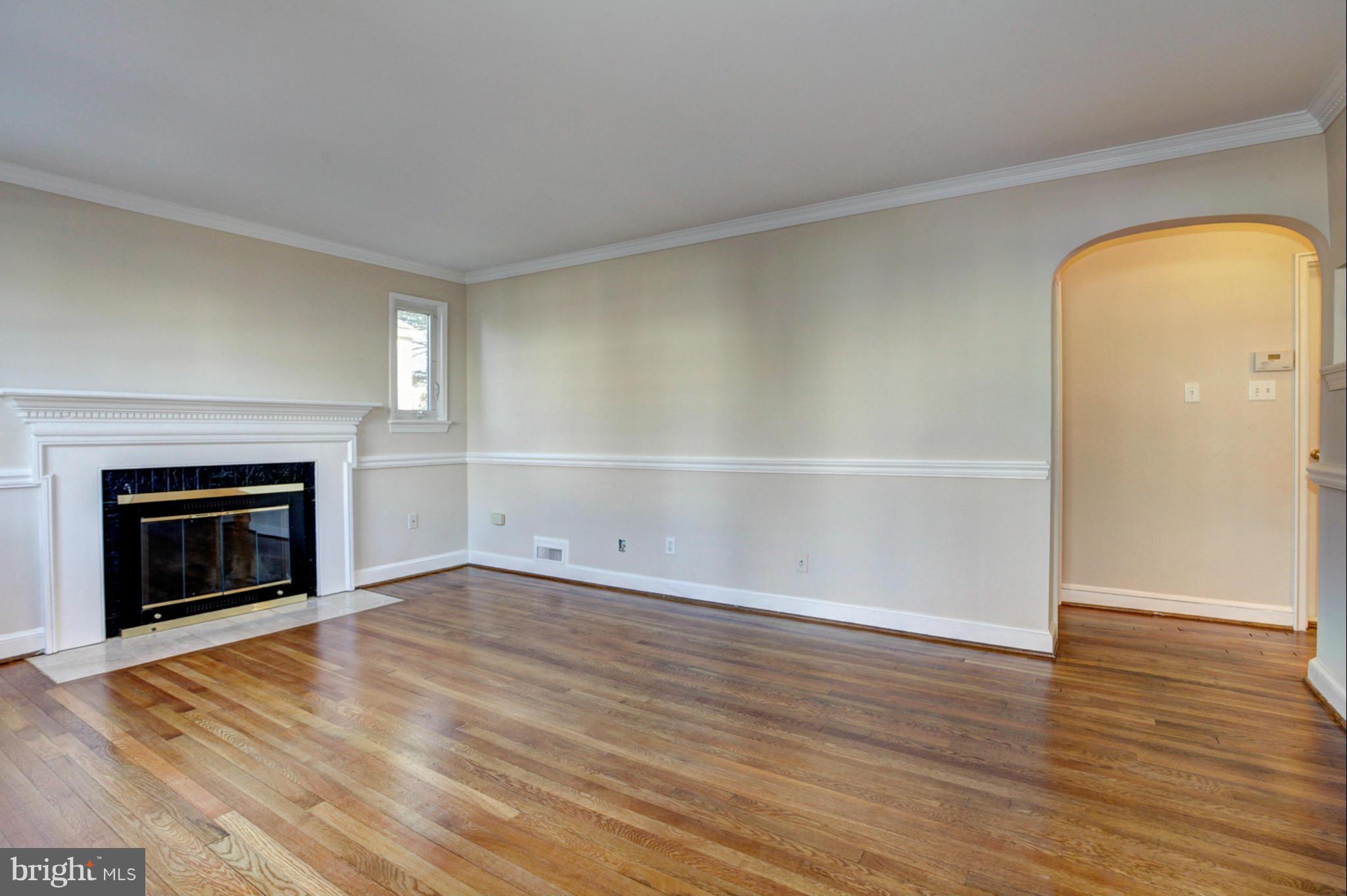5904 Conway Road Bethesda, MD 20817 - Photo 4 of 13 Living Room
