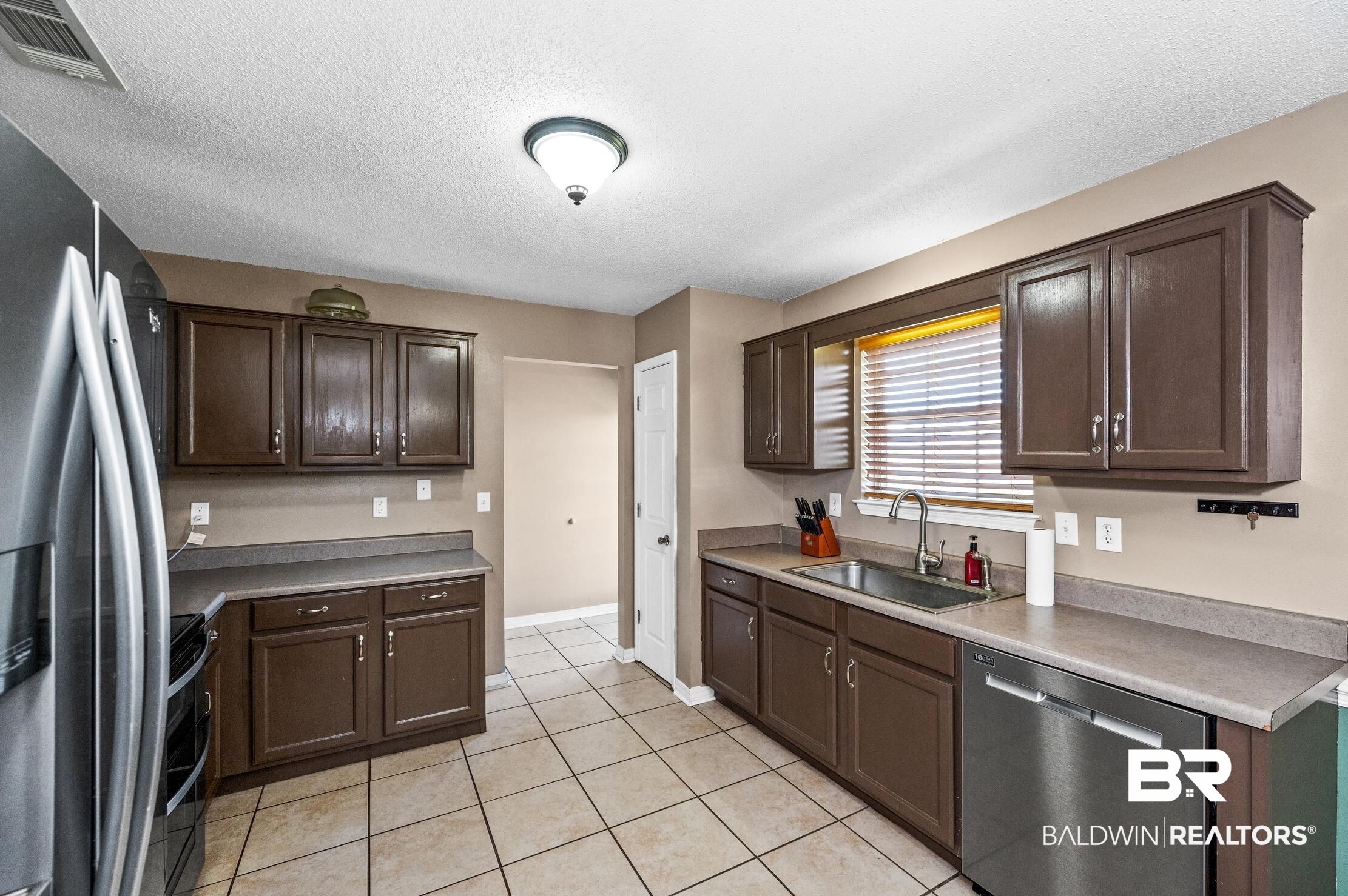 8838 Shannon's Mill Road Foley, AL 36535 - Photo 4 of 17 Gallery Image 4
