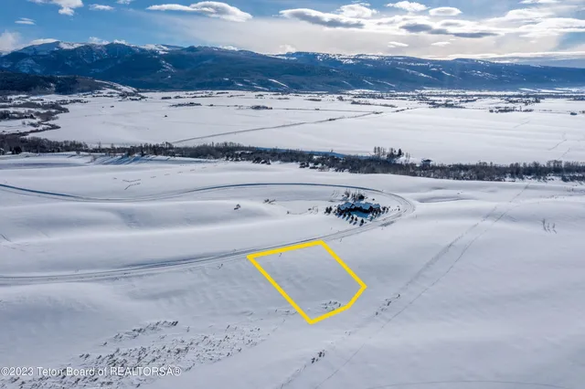 $490,000 | 2330 Snow Crest Ranch Drive, Driggs, ID 83422