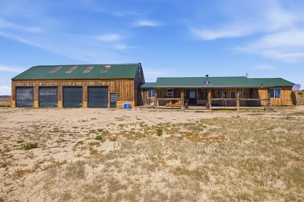 $525,000 | 19897 West Us Highway, Casper, WY 82604