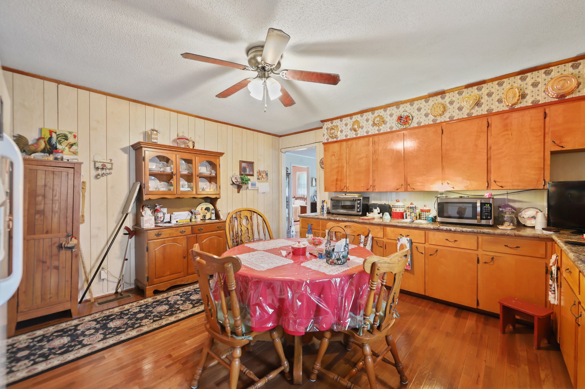 124 Shipper Road Lebanon, TN 37087 - Photo 13 of 29 a view of a dining room with furniture window and wooden floor