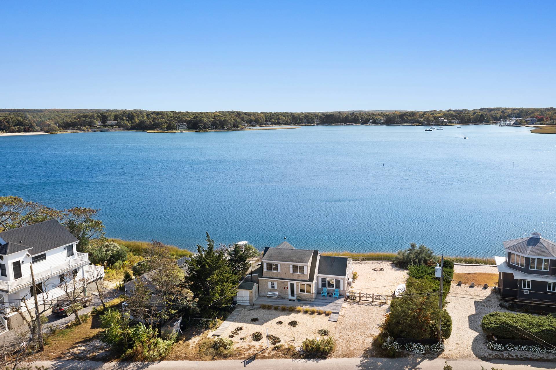 238 Towd Point Road Southampton, NY 11968 - Photo 31 of 34