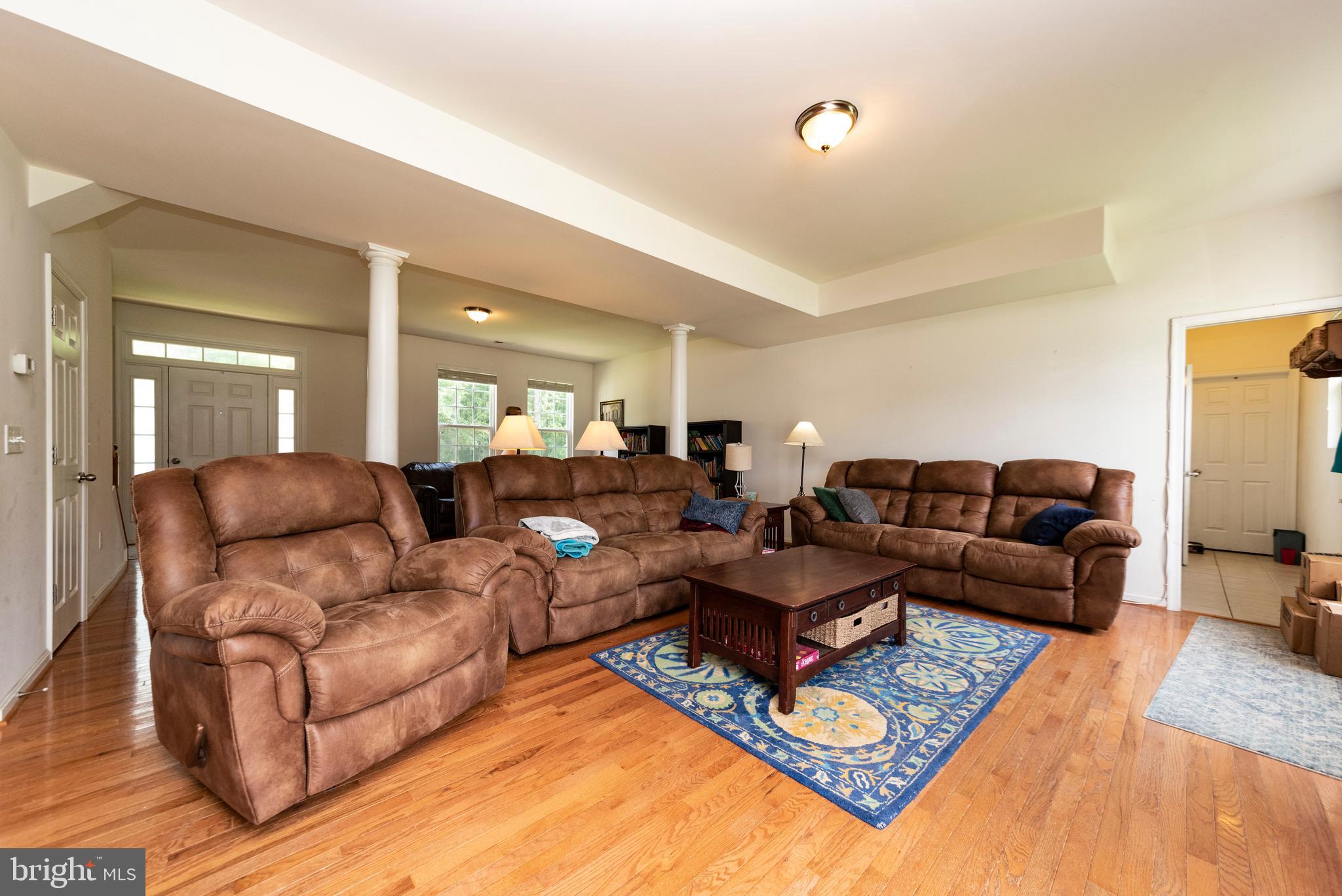 196 Woods Road Chester, MD 21619 - Photo 12 of 44 Living Room