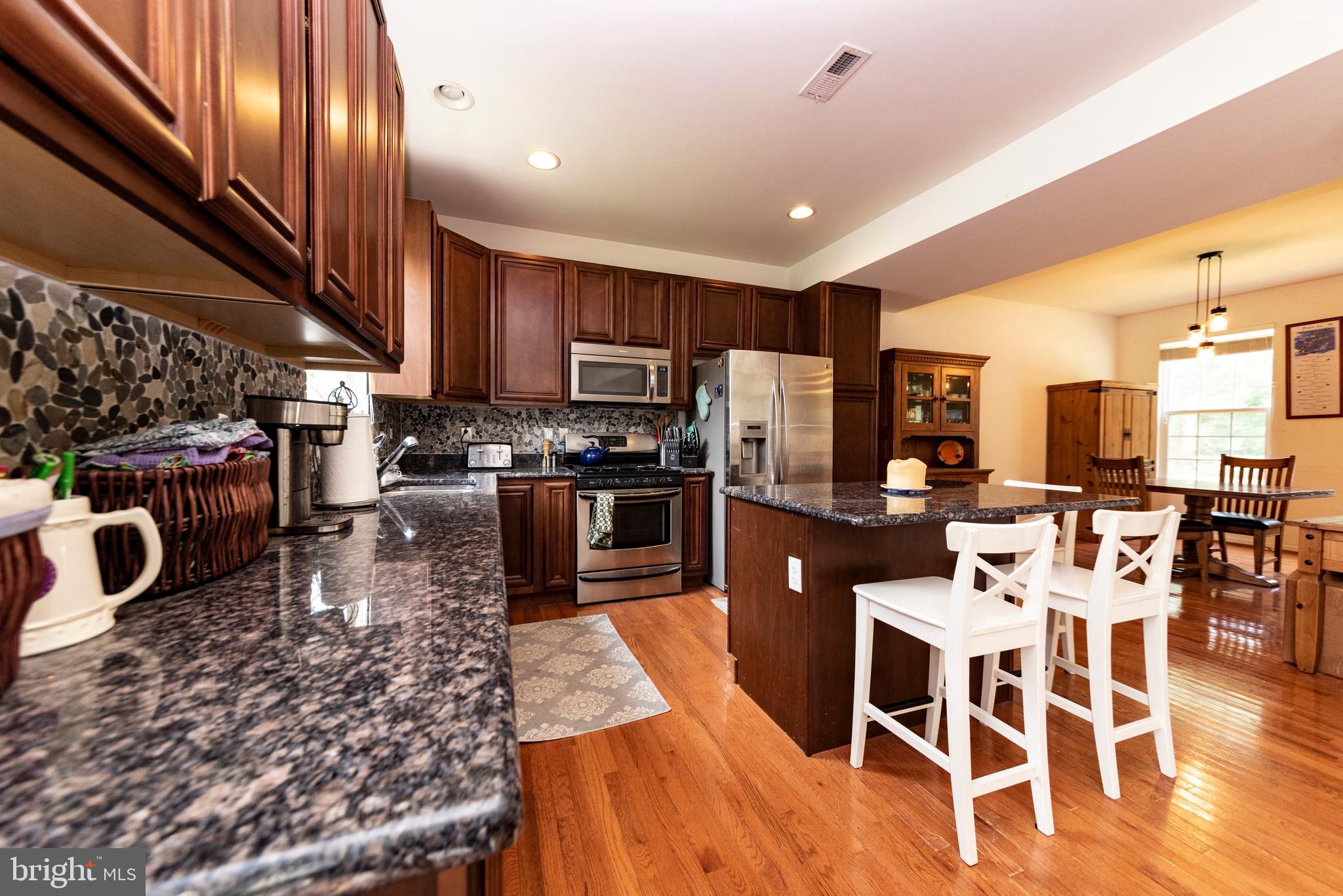 196 Woods Road Chester, MD 21619 - Photo 17 of 44 Kitchen