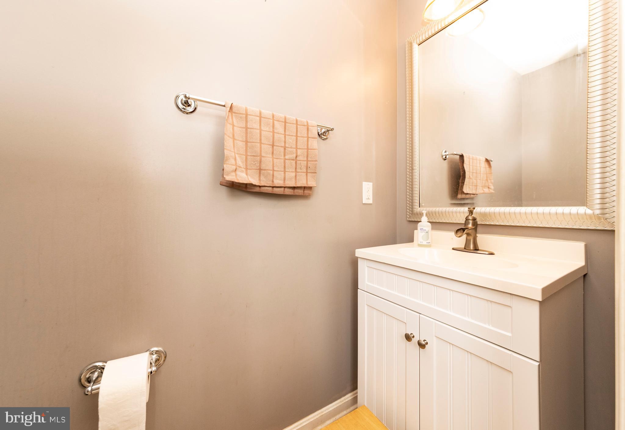 196 Woods Road Chester, MD 21619 - Photo 22 of 44 Half Bath