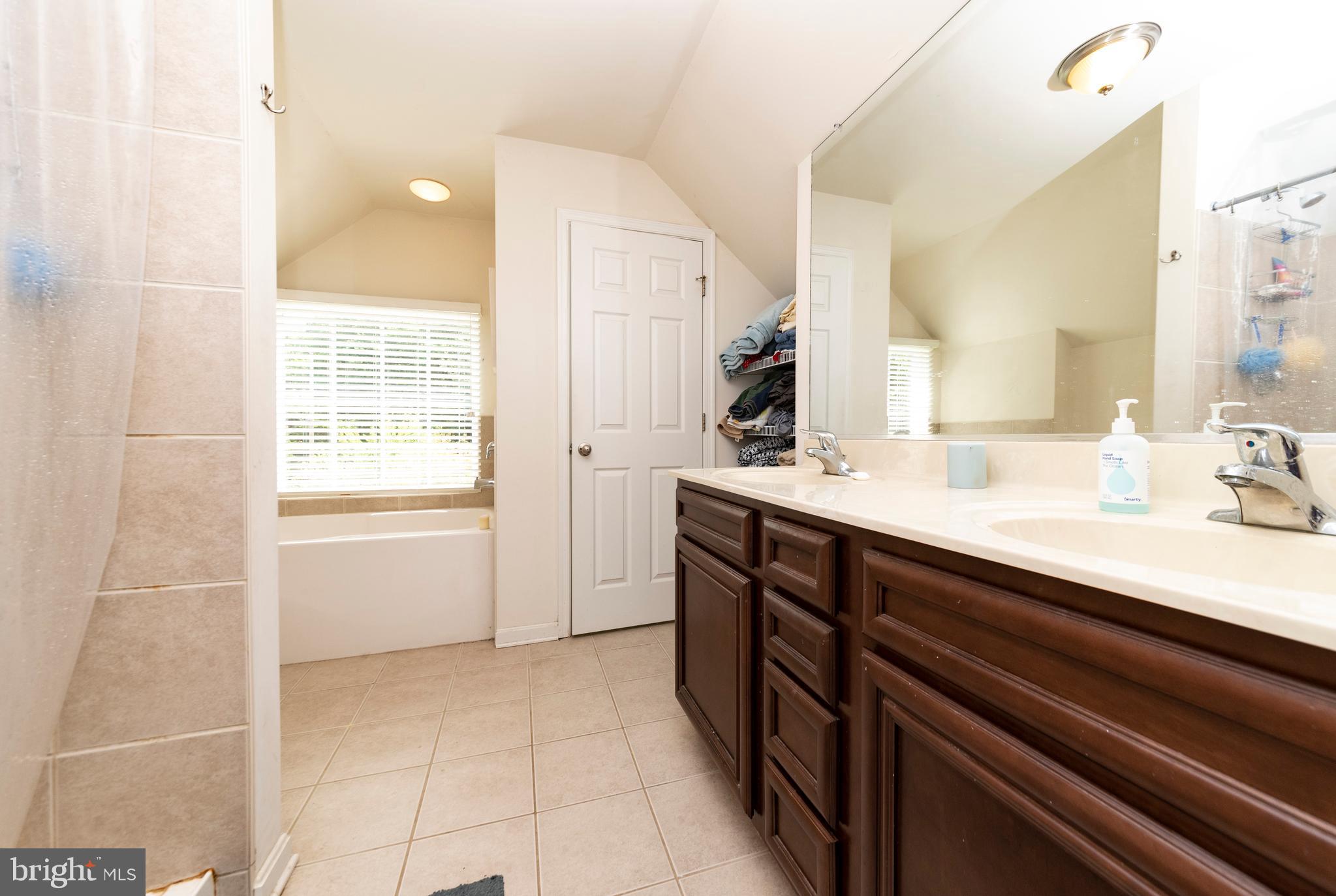 196 Woods Road Chester, MD 21619 - Photo 39 of 44 Master Bathroom