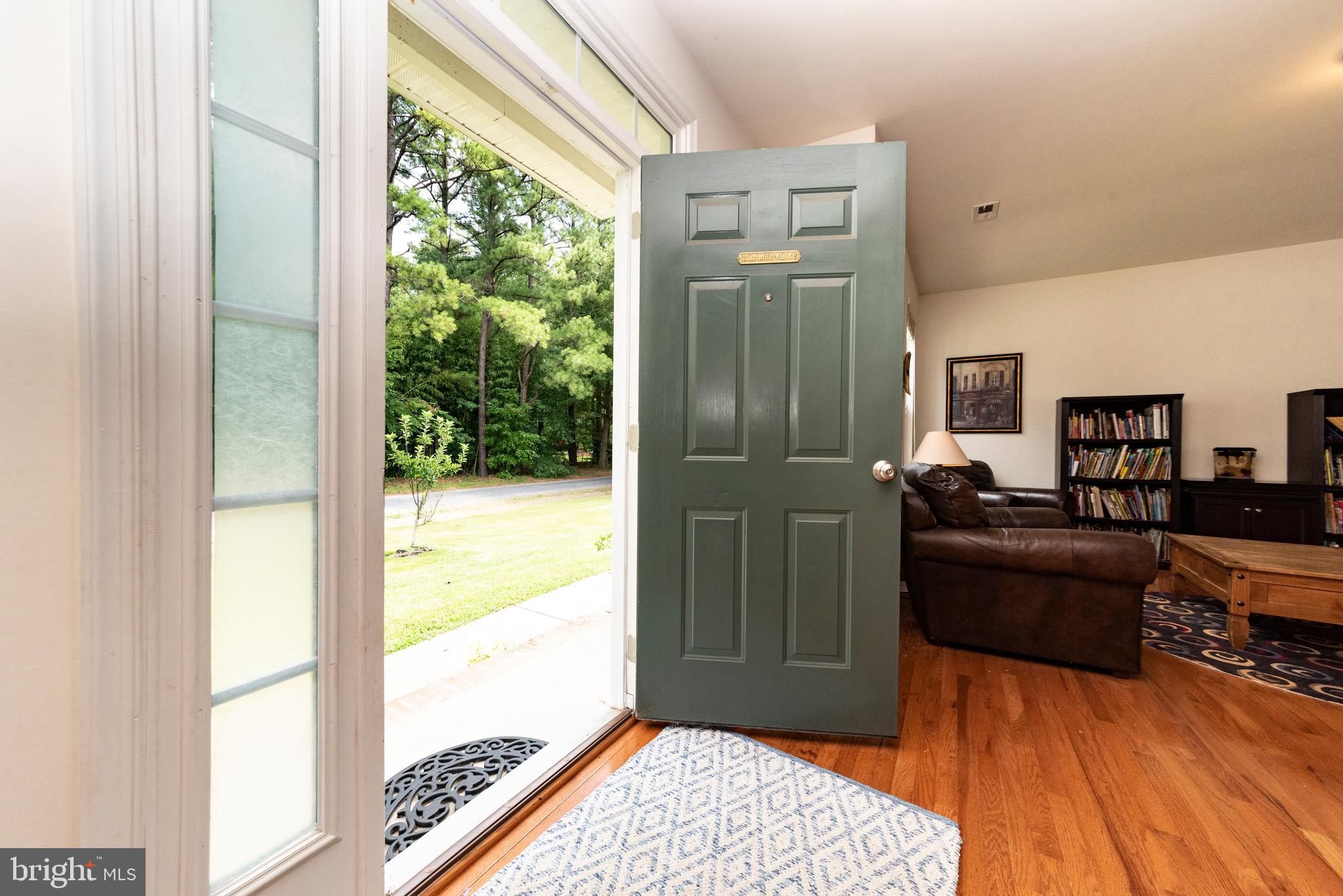 196 Woods Road Chester, MD 21619 - Photo 10 of 44 Entrance