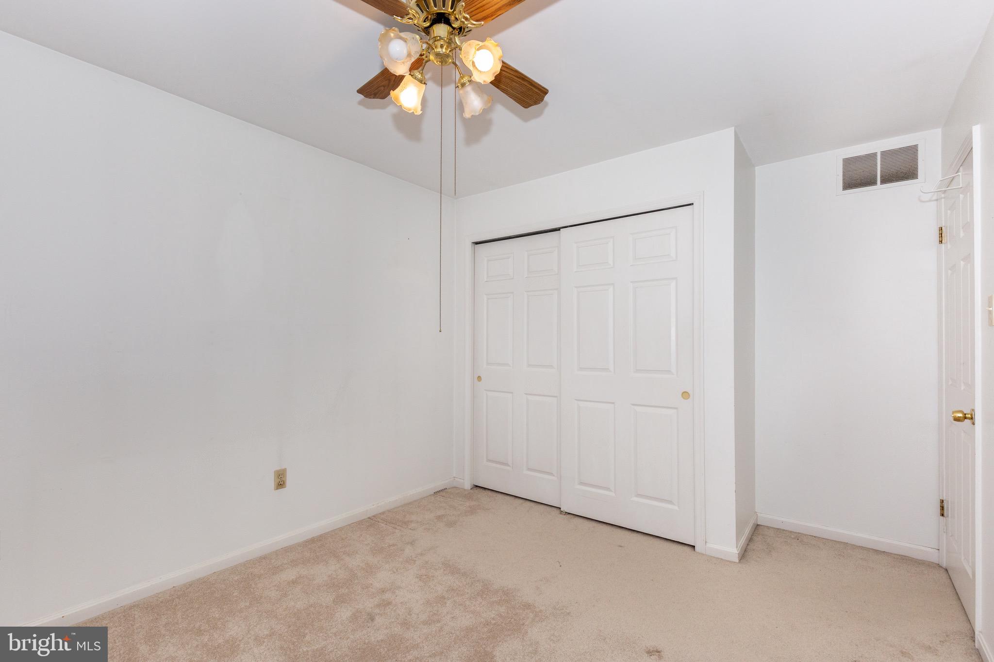 1923 Oak Lodge Road Baltimore, MD 21228 - Photo 19 of 43 2 Bedroom
