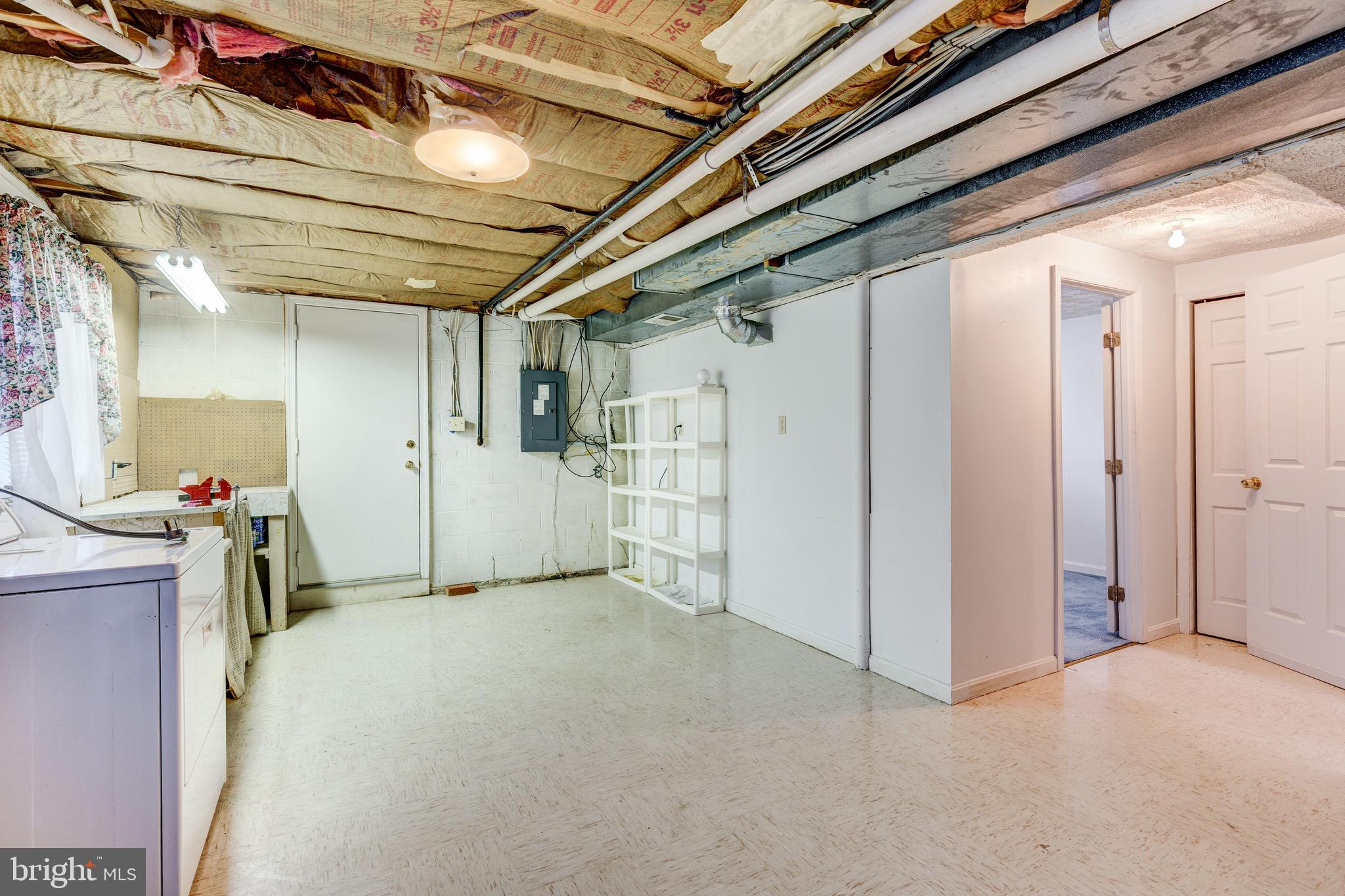 1923 Oak Lodge Road Baltimore, MD 21228 - Photo 29 of 43 Workshop/Utility Room