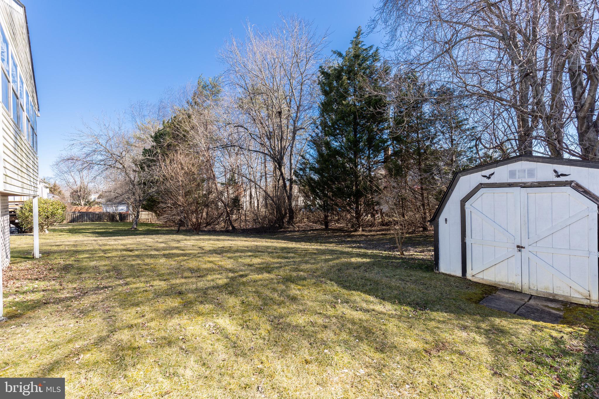 1923 Oak Lodge Road Baltimore, MD 21228 - Photo 38 of 43 Plenty of room - view of shed