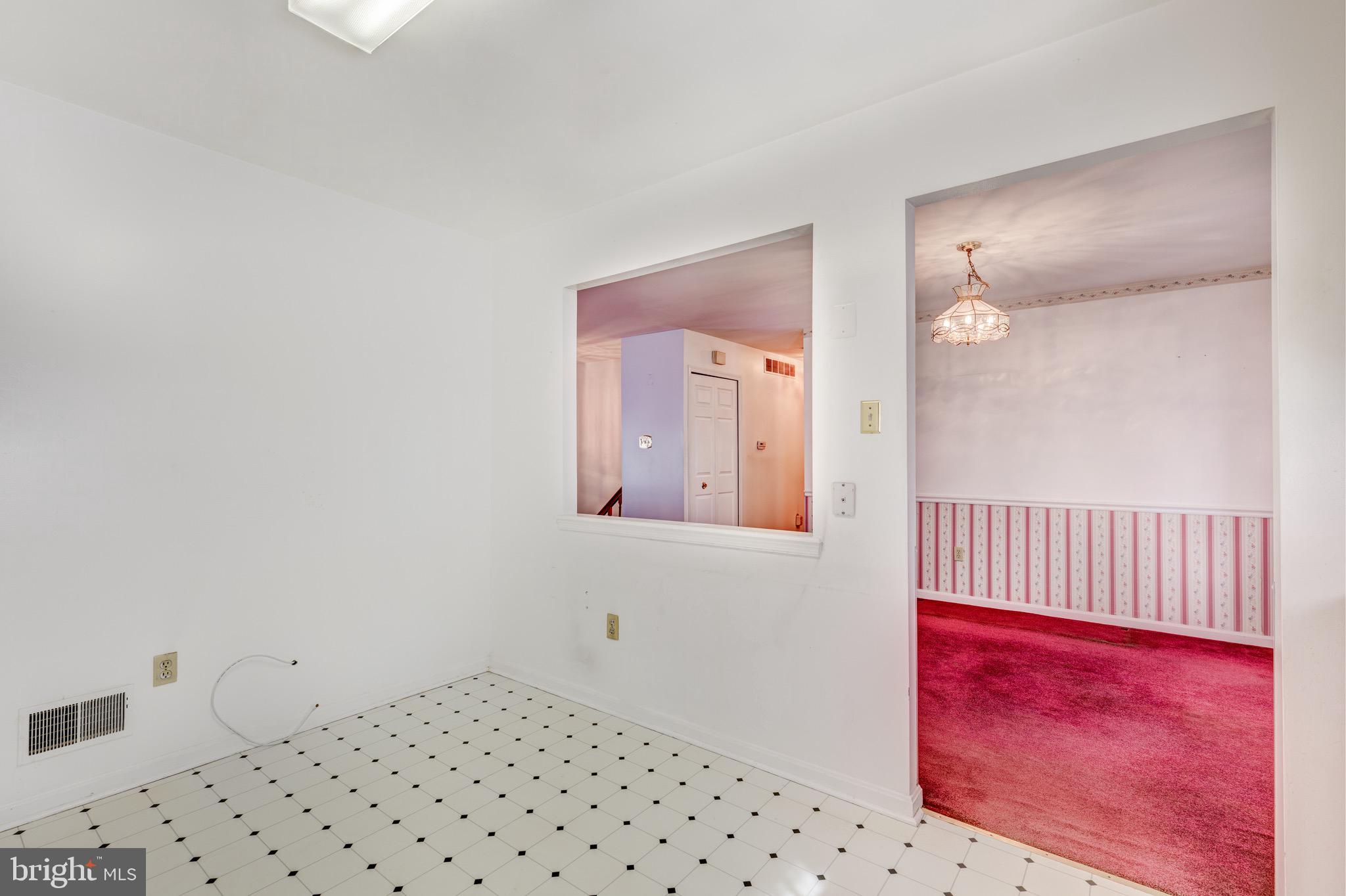 1923 Oak Lodge Road Baltimore, MD 21228 - Photo 7 of 43 Kitchen