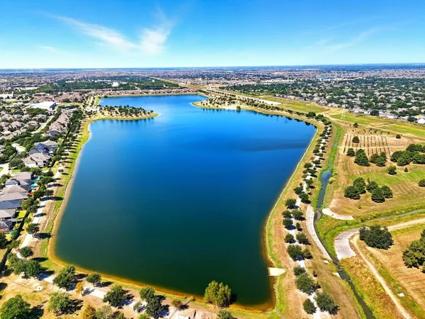 $650,000 | 8127 Sun Terrace Lane, Houston, TX 77095
