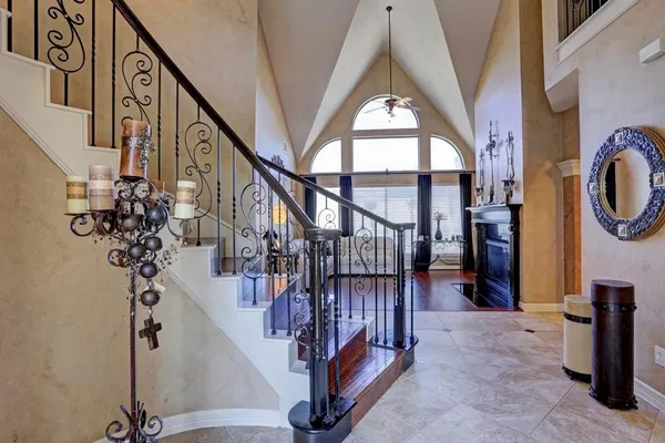 $650,000 | 8127 Sun Terrace Lane, Houston, TX 77095