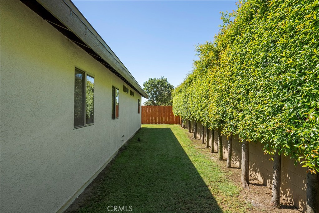 700 West 2nd Street, Unit 2 Azusa, CA 91702 - Photo 33 of 39 a view of a yard in front of a house with a large tree