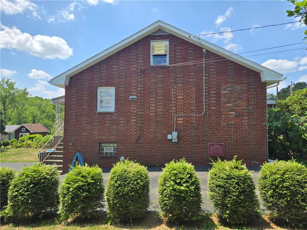 208 B Braddock Rd Avenue Mount Pleasant, PA 15666 - Photo 3 of 14 Gallery Image 3