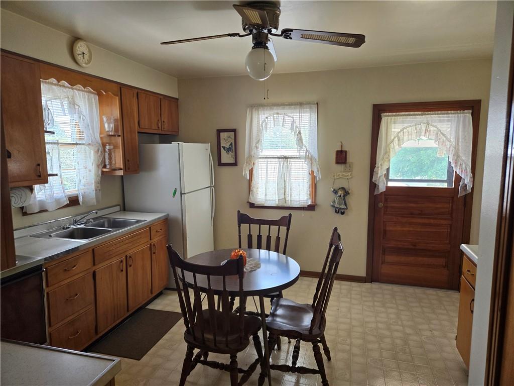 208 B Braddock Rd Avenue Mount Pleasant, PA 15666 - Photo 7 of 14 Gallery Image 7