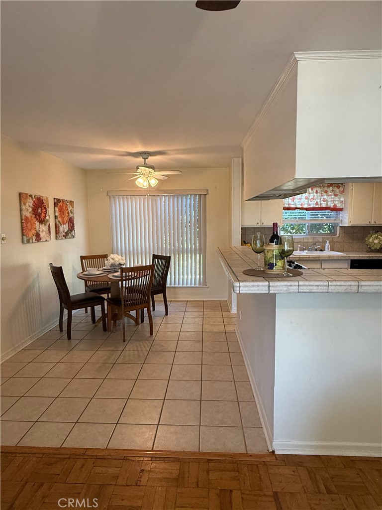 56 North Center Street Redlands, CA 92373 - Photo 9 of 15