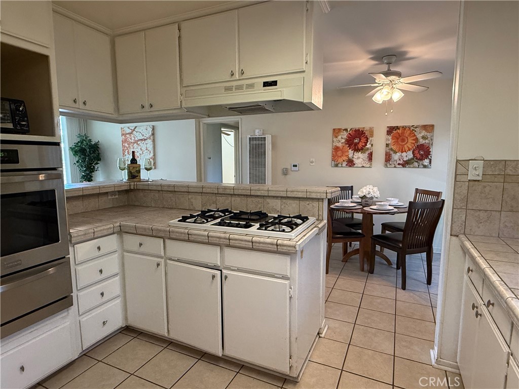 56 North Center Street Redlands, CA 92373 - Photo 10 of 15