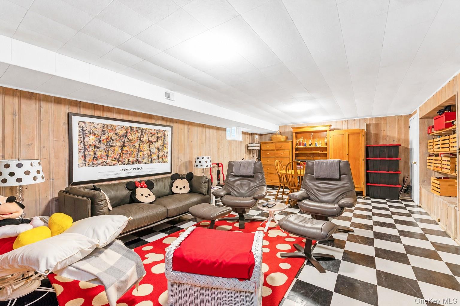 11 N Road Oyster Bay, NY 11771 - Photo 21 of 30