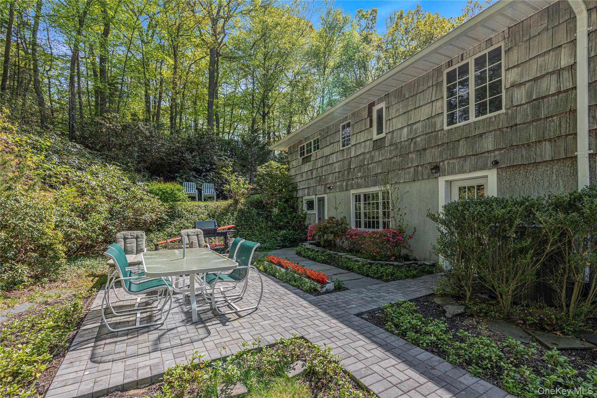 11 N Road Oyster Bay, NY 11771 - Photo 28 of 30