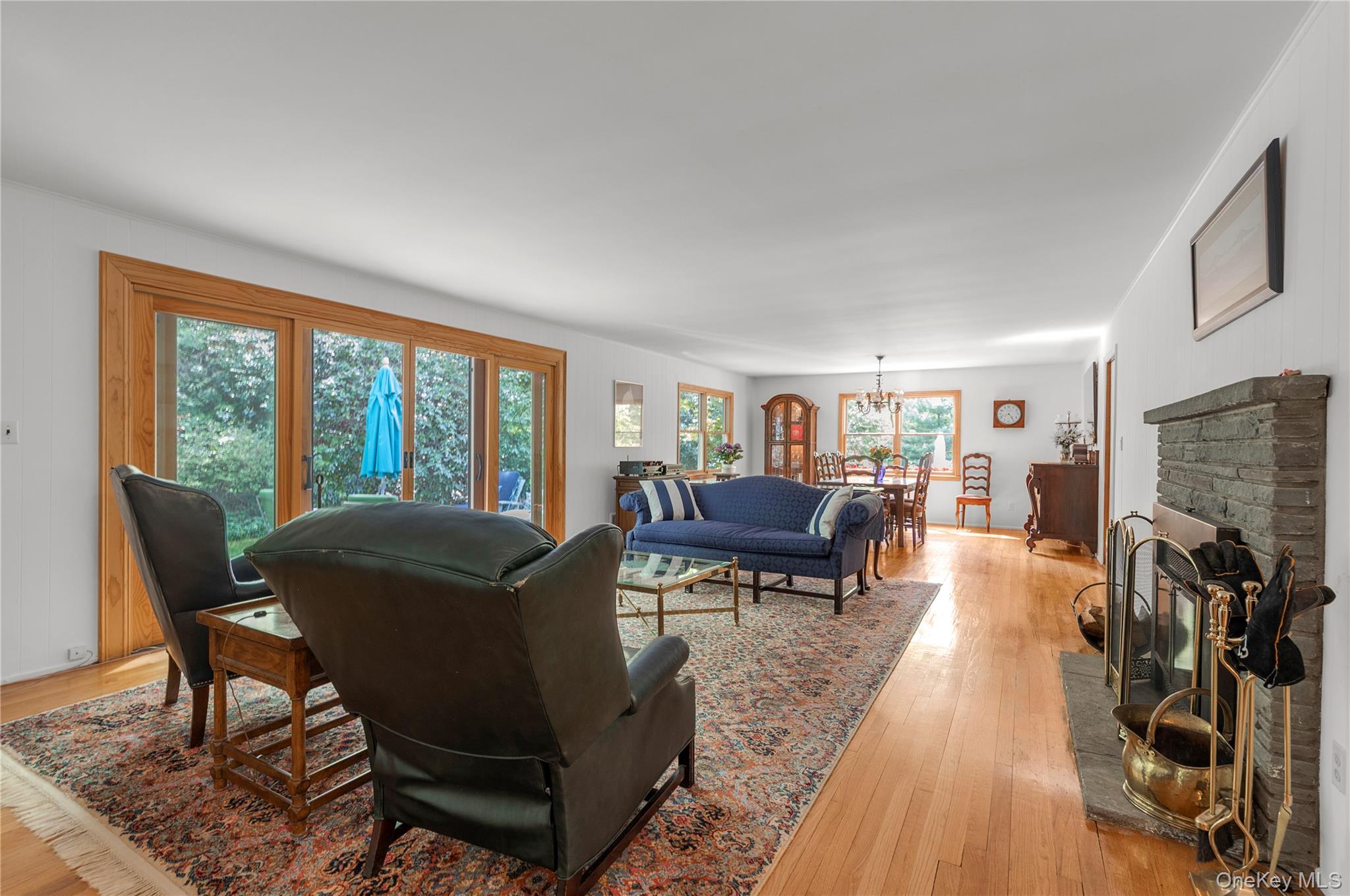 11 N Road Oyster Bay, NY 11771 - Photo 4 of 30