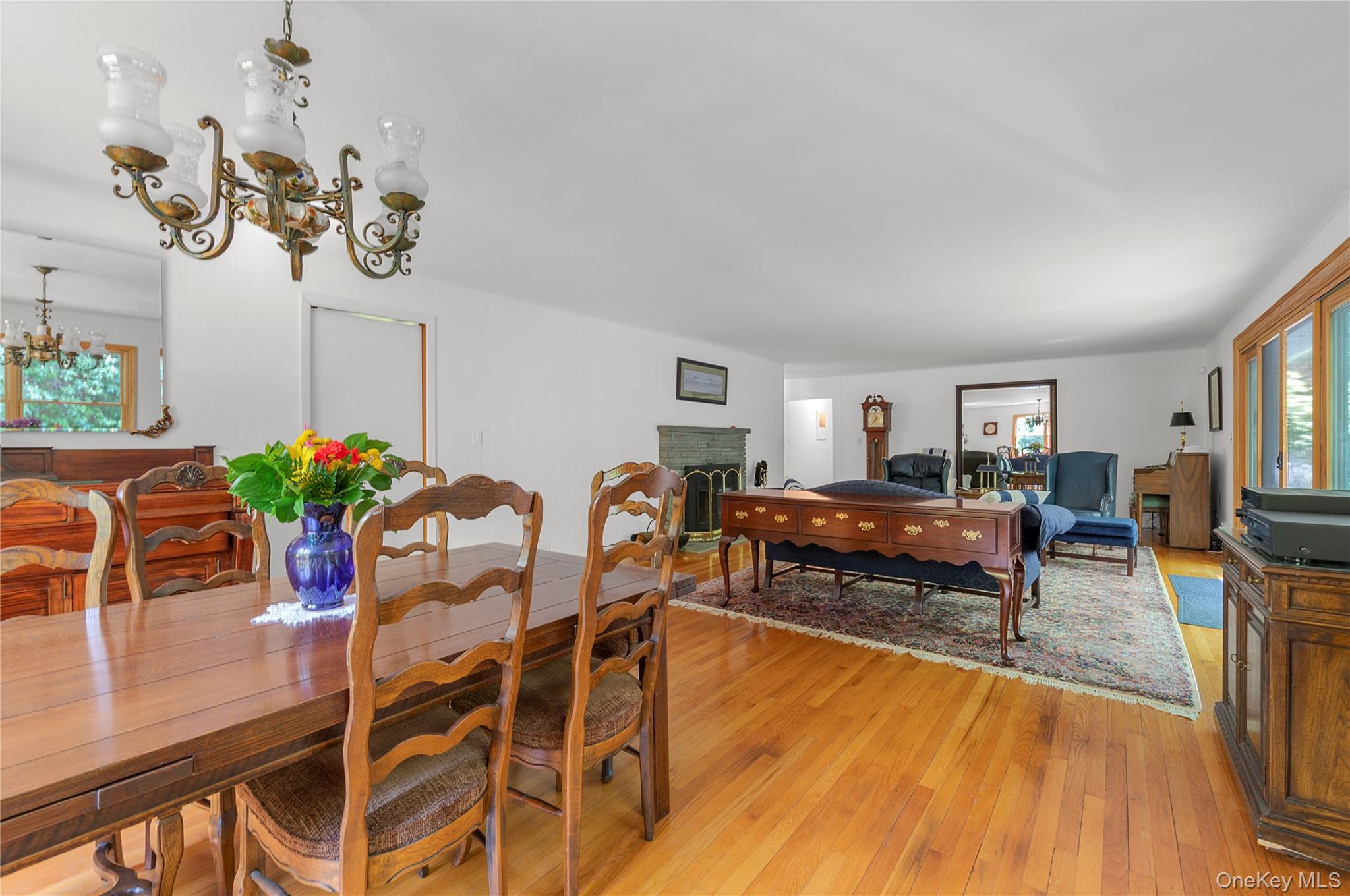 11 N Road Oyster Bay, NY 11771 - Photo 8 of 30