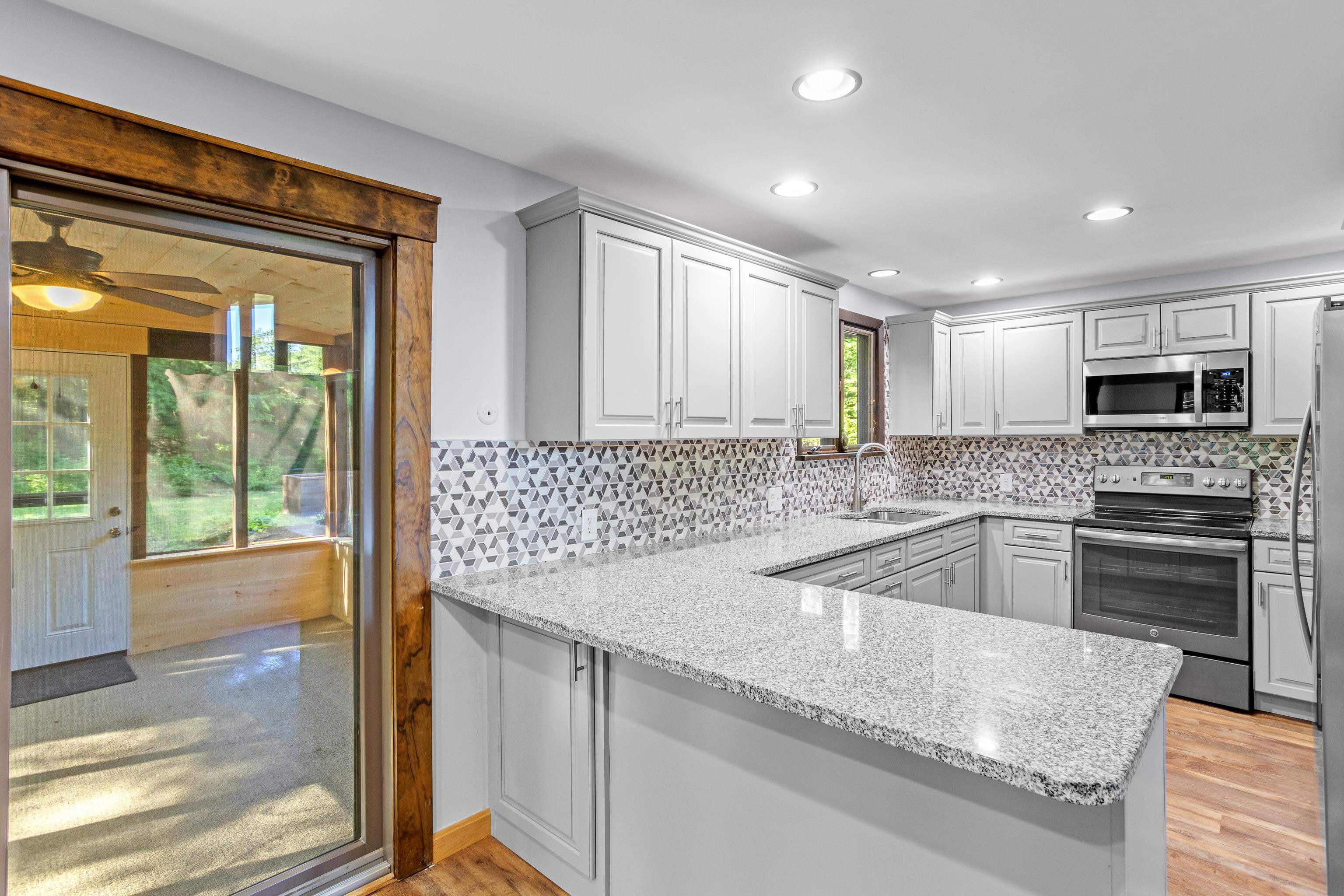 1025 Concord Stage Road Weare, NH 03281 - Photo 12 of 54