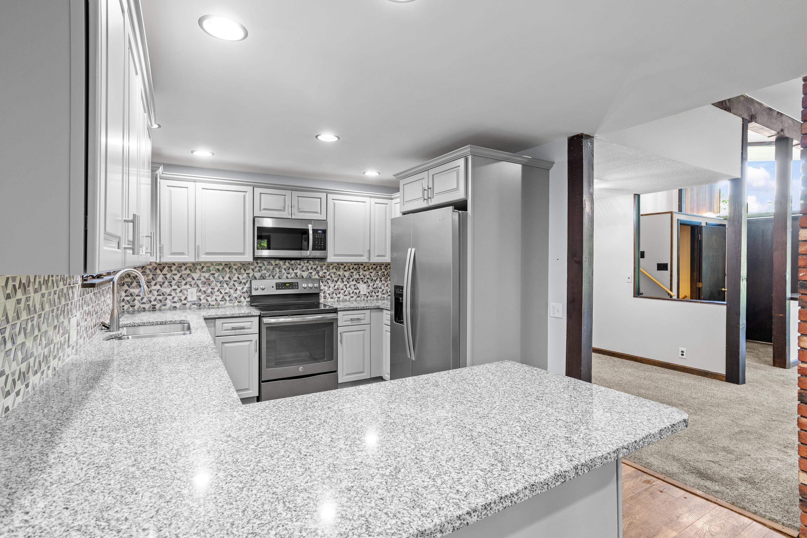 1025 Concord Stage Road Weare, NH 03281 - Photo 13 of 54