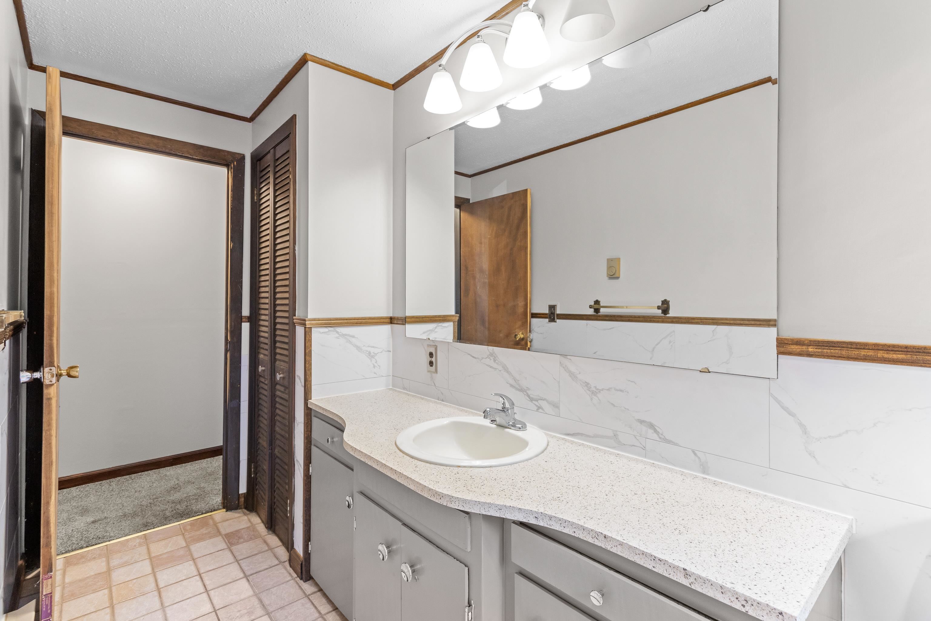 1025 Concord Stage Road Weare, NH 03281 - Photo 44 of 54