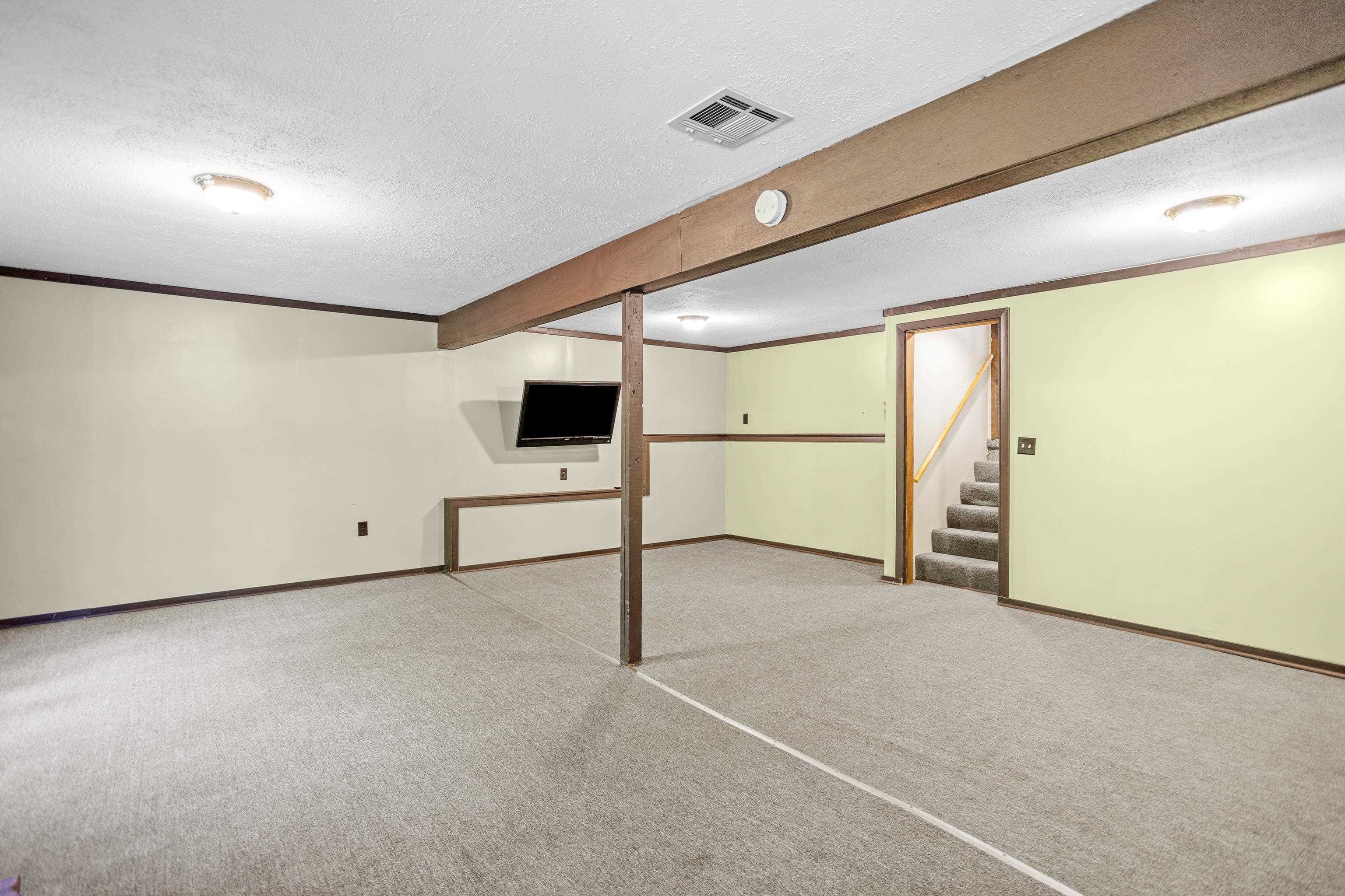 1025 Concord Stage Road Weare, NH 03281 - Photo 47 of 54