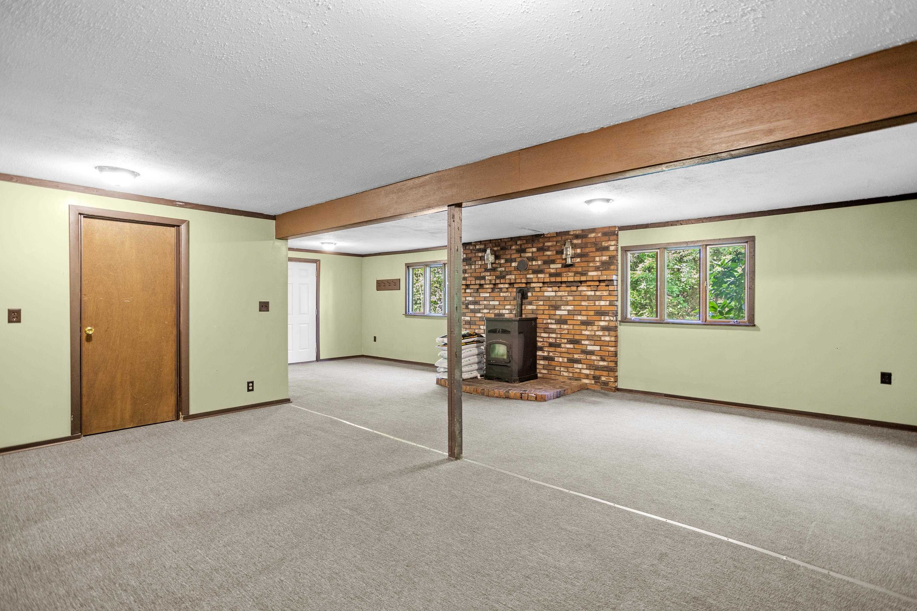 1025 Concord Stage Road Weare, NH 03281 - Photo 48 of 54