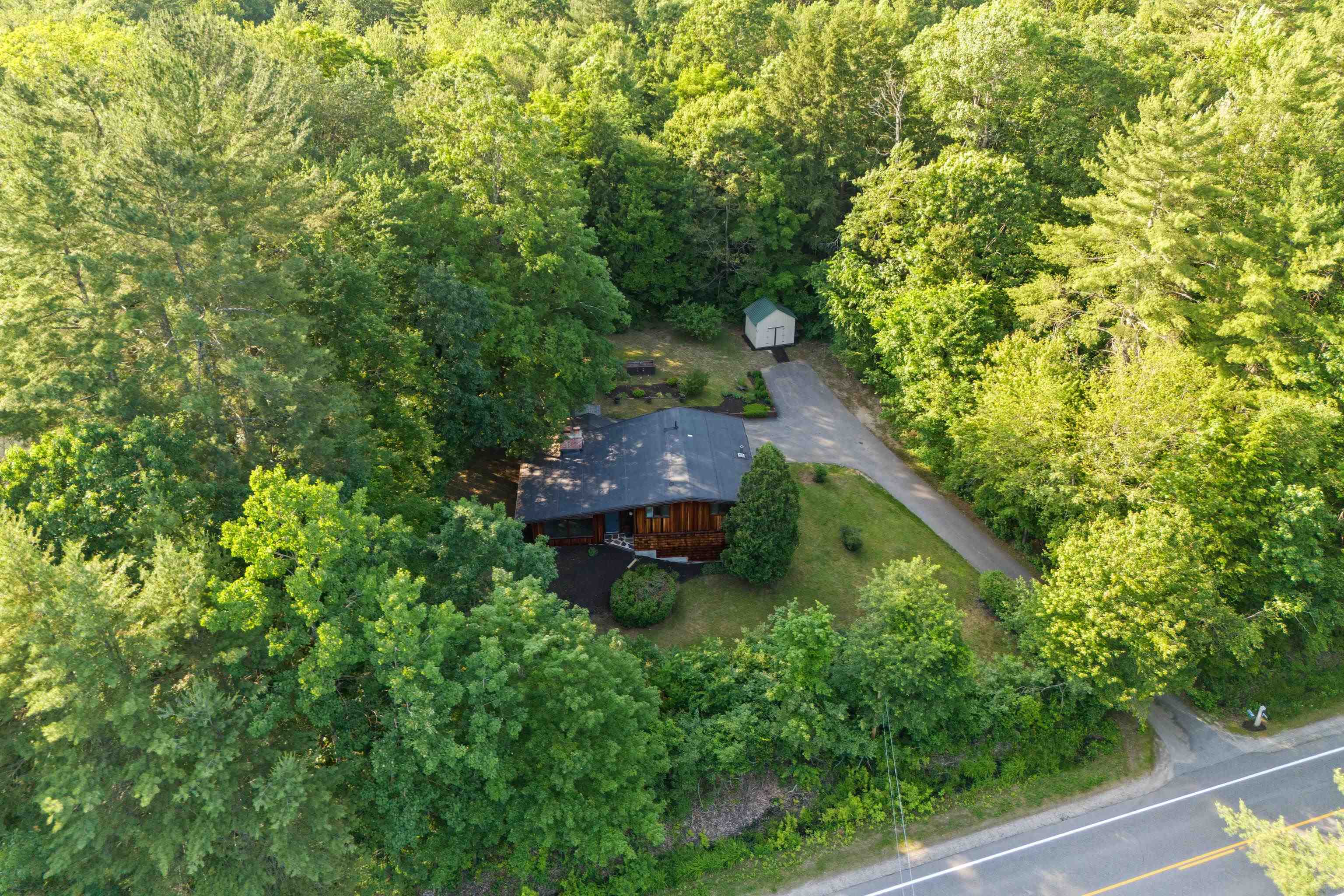1025 Concord Stage Road Weare, NH 03281 - Photo 5 of 54
