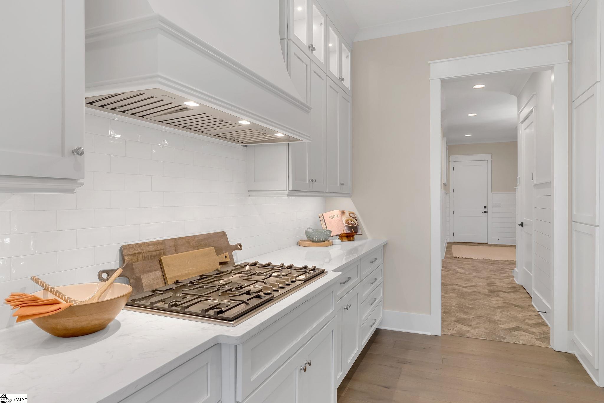 2 Cherokee Rose Trail Marietta, SC 29661 - Photo 8 of 44